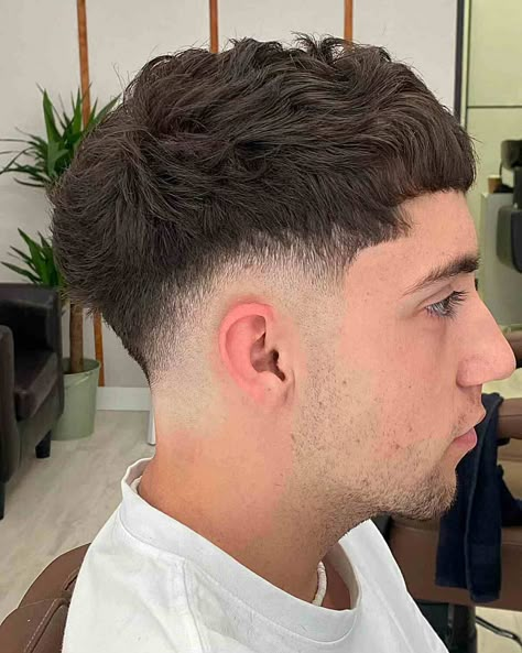 25 Messy French Crop Ideas Guys Are Getting Right Now Messy French Crop, Crop Haircut Men, Fresh Haircuts, Taper Fade Short Hair, Taper Haircut, Crop Ideas, Fresh Crop, Mid Fade Haircut, French Crop