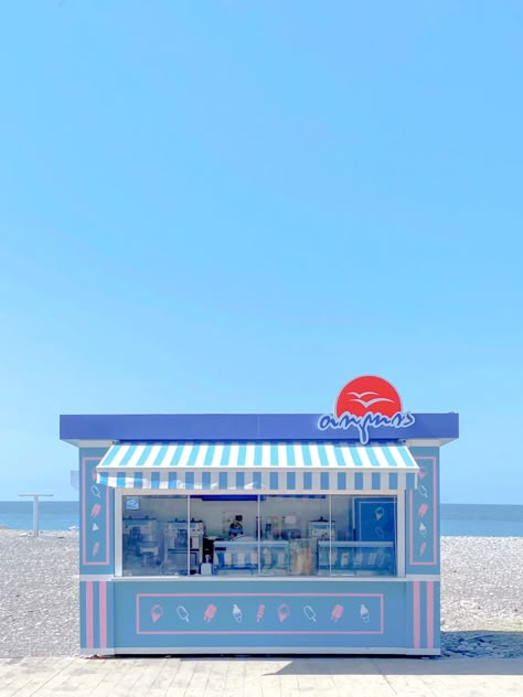 Ice Cream Pop Up, Ice Cream Shop Exterior, Wes Anderson Architecture, Beach Ice Cream Shop, Ice Cream Shop Aesthetic, Cute Ice Cream Shop, Vintage Ice Cream Shop, Ice Cream Shop Design, Ice Cream Kiosk