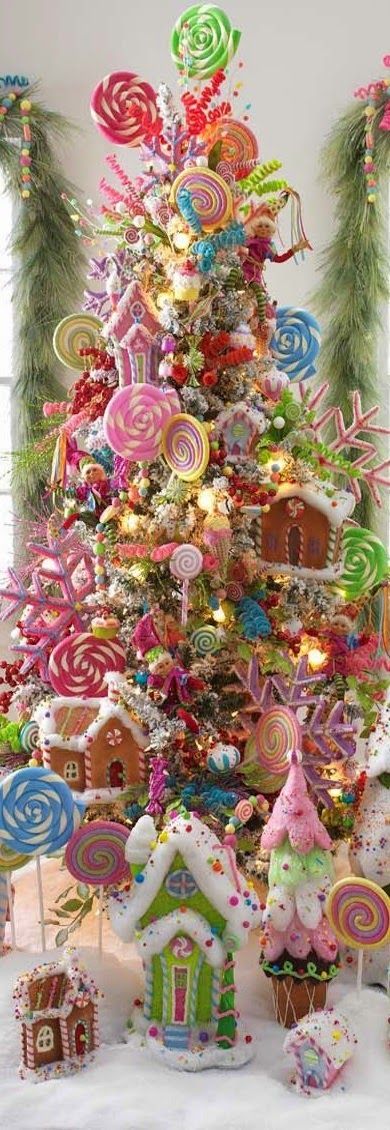 Whimsical Lollipop Christmas Tree filled with candy decor Candy Christmas Tree, Christmas Tablescape, Cool Christmas Trees, Colorful Christmas, Whimsical Christmas, Noel Christmas, Christmas Tree Themes, Candy Land Christmas, Candy Land