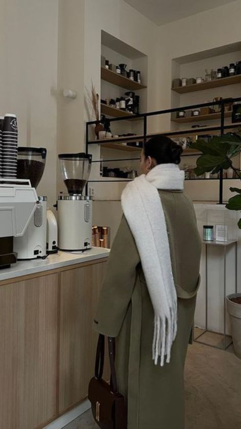 Getting Coffee Aesthetic, Cool Instagram Aesthetic, Coffeeshop Photoshoot Ideas, Amsterdam Aesthetic Outfit Winter, Coziness Aesthetic, Coffee Pictures Aesthetic, Coffee To Go Aesthetic, Coffeeshop Photoshoot, Aesthetic Coffee Pictures