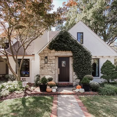 Tudor Home Front Porch, Tudor House Exterior Before And After, Modern Tudor Home Exterior, Tudor Exterior Makeover, Siding Update, Small Tudor Style Homes, Small Cottage Exterior, Tudor Bungalow, Modern Tudor House Exterior