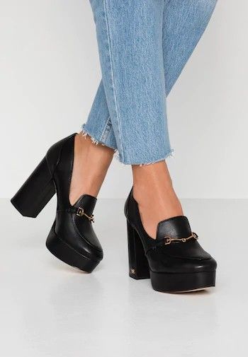 High Heel Loafers Outfit, Heeled Loafers Outfit, Block Shoes, Loafers Outfit, Blouse Casual Fashion, Fashion Shoes Heels, Diy Fashion Clothing, Girly Shoes, Retro Shoes