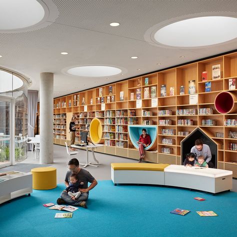 Public Library Design, Bookstore Design, School Library Design, Bibliotheque Design, Kindergarten Design, Library Architecture, Childrens Library, School Interior, Library Furniture