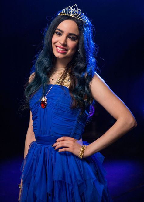 Sofia Carson Evie, Blue Dress Costume, Descendants Evie, Evie Descendants, Disney Descendants Movie, Sophia Carson, Mal And Evie, Coronation Dress, Disney Channel Descendants