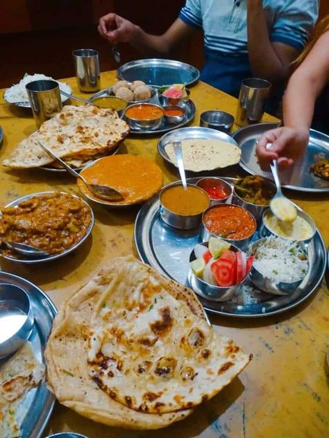 Rishikesh Travel, Cafe India, Snapchat Photo, Indian Food Photography, Authentic Indian Food, Yoga Nature, Eating Food Funny, Rishikesh India, Foodie Instagram