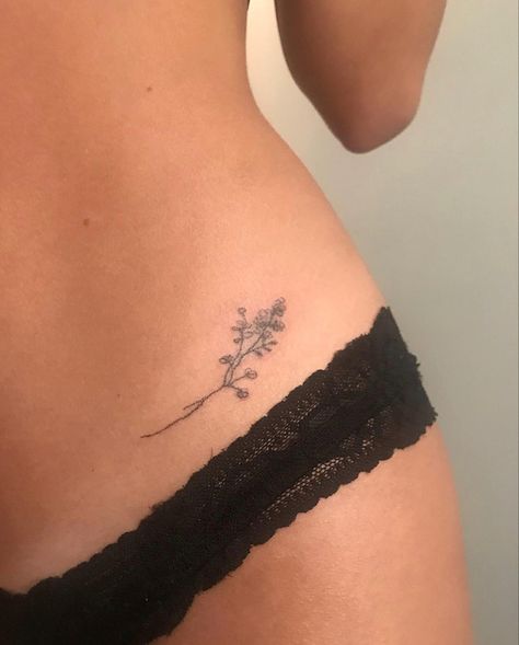 Low Waist Tattoo, Minimalist Tattoo Placement, Outdoorsy Tattoos, Teen Tattoos, Cute Flower Tattoos, Pinterest Tattoos, Tattoos Placement, 16 Tattoo, Tattoo Placement Ideas