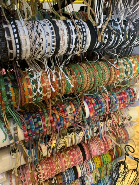 Outer Banks Travel, Obx Vibes, Italian Summer Aesthetic, Aesthetic Shopping, European Summer Aesthetic, Aesthetic Summer Vibes, Holiday Bracelets, Wave Bracelet, Summer Goals