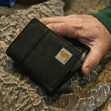 Carhartt Men's Trifold, Durable Wallets, Available in Leather and Canvas Styles Carhartt Wallet, Carhartt Bag, Cat Light, Fun Wallets, Leather Trifold Wallet, Branded Wallets, Canvas Wallet, Leather And Canvas, Billfold Wallet