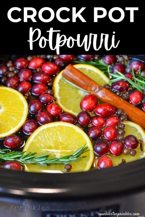 Christmas Crock Pot Potpourri, Christmas Smell In Crockpot, Crock Pot Scents House Smells, Slow Cooker Scents House Smells, Crock Pot House Smell Good, Crockpot Scents House Smells Christmas, Christmas Scent In Crockpot, Crockpot Christmas Potpourri, Crockpot Aroma House Smells