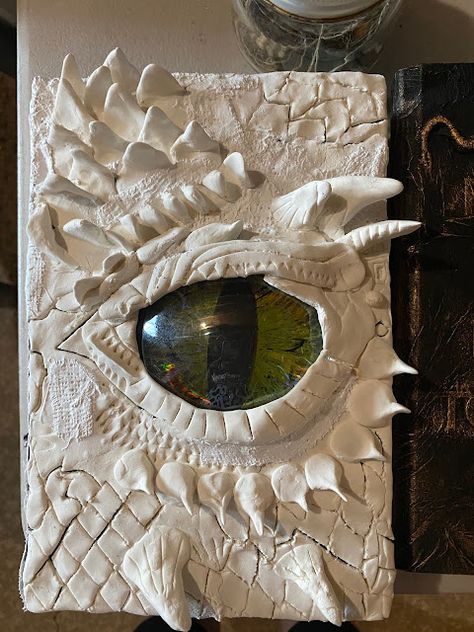 Creepy Halloween Decorations Diy Spell Books, Dragon Spell Book, Creepy Book Covers Diy, Spooky Books Diy, Spell Book Covers Diy, Diy Spell Book Cover Ideas, Halloween Spell Books Diy, Dragon Halloween Decorations, Diy Spell Books For Halloween