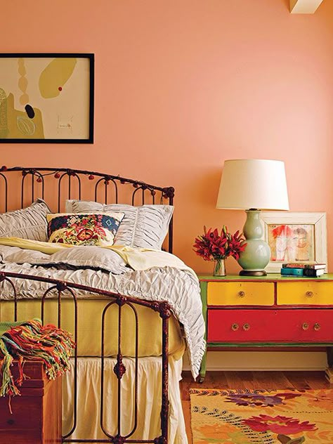 Vintage Bedroom Ideas -- Maybe not in this color scheme, but I love the overall feel. Warm Painting, Peach Bedroom, Colorful Bedroom Design, Peach Walls, Bedroom Orange, Bedroom Walls, Vintage Bedroom, Iron Bed, Bedroom Vintage