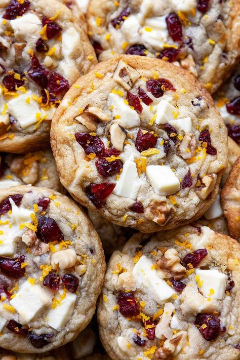 Cranberry White Chocolate Cookies, Chocolate Cranberry Cookies, Cranberry Cookies Recipes, Cranberry Orange Cookies, Cranberry White Chocolate, Cranberry Bliss Bars, White Chocolate Cranberry Cookies, Chocolate Cranberry, White Chocolate Cookies