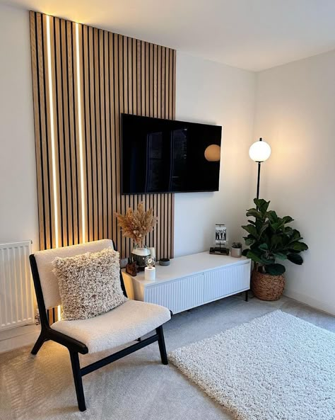 Wooden Panelling Walls Office, Wood Slatted Tv Wall, Wooden Slat Panelling, Slat Living Room Wall, Living Room Designs Wood Wall, Lounge Slat Wall, Boho Bedroom Wood Paneling, Modern Wood Paneling Walls Living Room, Wood Slat Accent Wall With Lights