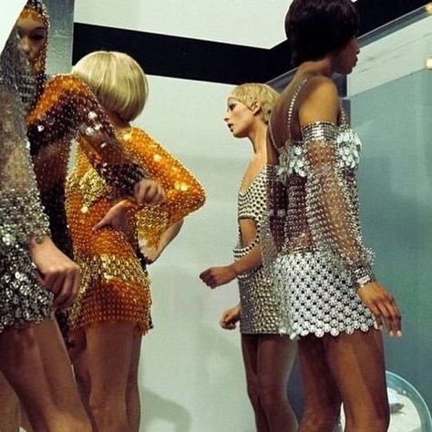 THE VIXEN MEMOIRS (@thevixenmemoirs) • Instagram photos and videos Space Age Fashion 1960s, Paco Rabanne 1960, 60s Space Age Fashion, Aquarius Mood Board, Space Cowboy Costume, Space Futurism, Retro Futurism Fashion, 60s Space Age, Space Age Fashion