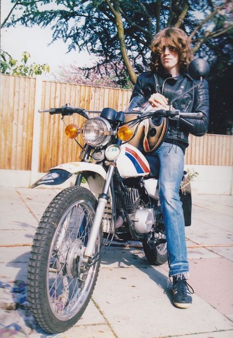 1970s Motorcycle, 70s Motorcycle, 80s Motorcycle, Metalhead Fashion, Motorcycle Magazine, Biker Aesthetic, Bike Exif, Extreme Metal, Scrambler Motorcycle