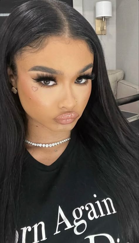 India Love Tattoos, Face Beat Makeup, Pretty Dark Skin, India Westbrooks, Baddie Filters, Black Ponytail Hairstyles, Victoria Secret Makeup, Square Face Shape, India Love