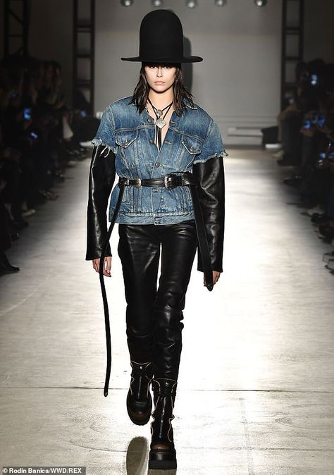 Modelling royalty: Kaia Gerber showed off her superior genes on Saturday, when the 18-year... Ramp Walk, Leather And Denim, Sustainable Denim, Leather Pants Outfit, Outfit Streetwear, Denim Projects, Biker Chic, Black Leather Pants, Kaia Gerber