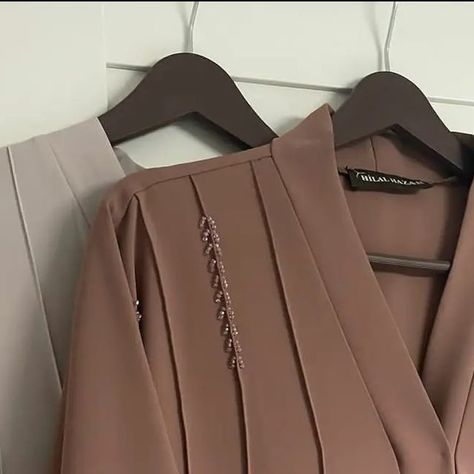 Work Abaya, Work On Sleeves, Ramadan Collection, Abaya Designs, Abayas Fashion, Hijab Tutorial, Hand Work, Hijab Fashion, Work On