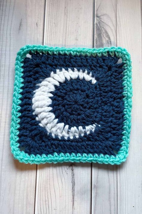 Moon Granny Square Pattern - thecaffeinatedsnail.com Crochet Crescent Moon Granny Square, Granny Star Crochet Pattern Free, Half Moon Granny Square, Moon Crochet Square Pattern, Diy Granny Square Blanket, Moon Crochet Granny Square Pattern, How To Crochet A Moon Granny Square, 6 Inch Granny Square Pattern, Pentacle Granny Square