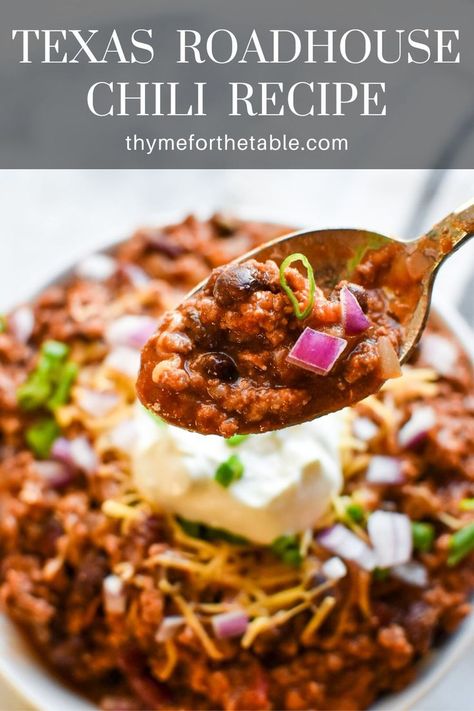 A spoon holding a bite of chili over a bowl of chili with the text: Texas Roadhouse chili recipe. Best Chili Without Beans, Chilli Beans Recipe Homemade Chili, All Recipes Best Damn Chili, Chili Recipe With Ranch Seasoning, Chili With No Beans Crockpot, Bbq Chilli Recipe, Emeril Lagasse Chili Recipe, Texas Roadhouse Chilli, Chili Texas Style