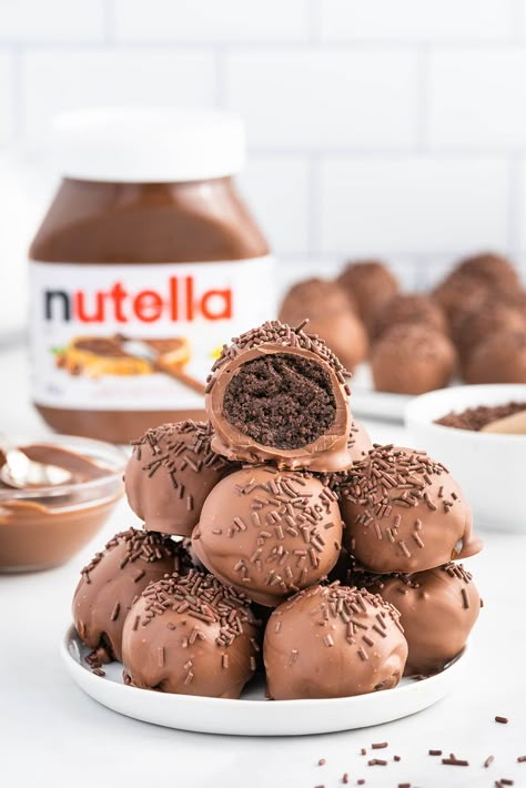 nutella truffles hero image Nutella Ice Cream Recipe, Cake Ideas Chocolate, Nutella Truffles, Chocolate Cake Ideas, Chocolate Cheesecake Bites, How To Make Nutella, Nutella Ice Cream, Nutella Recipe, Lemon Cheesecake Recipes