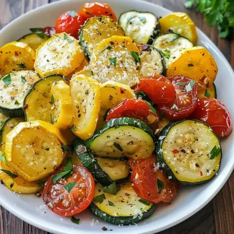 Roasted Garlic-Parmesan Zucchini, Squash, and Tomatoes - Flavor Nectar Side Vegetable Dishes Healthy, Bbq Sides Vegetables, Squash And Zucchini Recipes Oven, Weight Watchers Vegetable Recipes, Vegtables Dishes Summer, Zucchini Seasoning, Zuccini Sides Dishes Easy, Zucchini Tomato Recipes, Zuchini And Squash Recipes