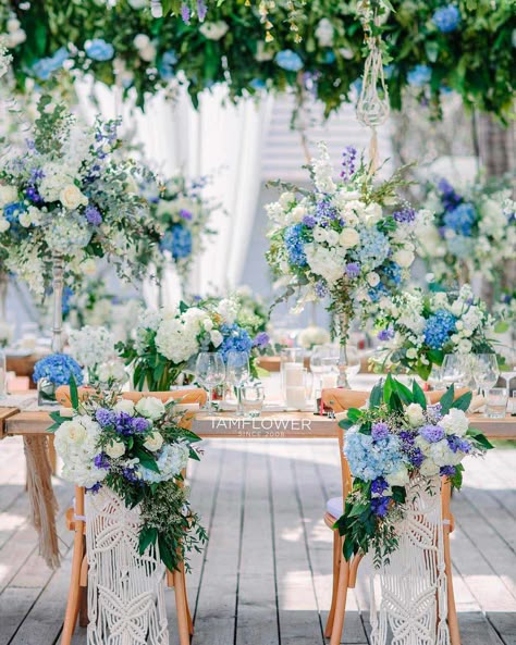 Blue And White Wedding Colors For Your Wedding Theme ★ blue and white wedding colors flowers decor table Wedding Ideas Blue, Periwinkle Wedding, Blue Hydrangea Wedding, Wedding Color Combinations, Blue White Weddings, Blue And White Wedding, Hydrangeas Wedding, Strictly Weddings, Blue Wedding Flowers