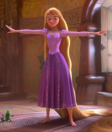 Rapunzel Dress. maybe we can pull something together kinda like it. Tangled Dress, Disney Mignon, Rapunzel Cosplay, Rapunzel Costume, Rapunzel Disney, Rapunzel Dress, Costume Disney, Disney Princess Rapunzel, Fantasia Disney