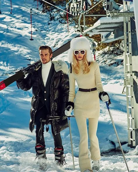 Mode Au Ski, Apres Ski Outfit, Apres Ski Outfits, Apres Ski Style, Ski Aesthetic, Ski Vintage, Apres Ski Party, Ski Bunnies, Winter Schnee