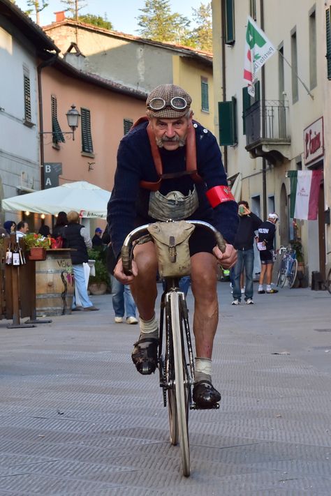 Cycling Inspiration, Mtb Shoes, Vintage Cycling, Bike Race, Velo Vintage, Cyclocross Bike, Retro Bike, Vintage Cycles, First Sunday