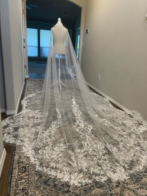 Gorgeous wedding veil  Cathedral length 10 feet  Silver comb  Lace with sequins  Light ivory Bridal Veil Cathedral, Long White Wedding Veil, Long Veil Aesthetic, Wedding Vale Over Face, Wedding Veil Cathedral Length, Wedding Veils Ideas, Extra Long Wedding Veils, Wedding Vail Ideas Head Pieces, Lace Veil Cathedral