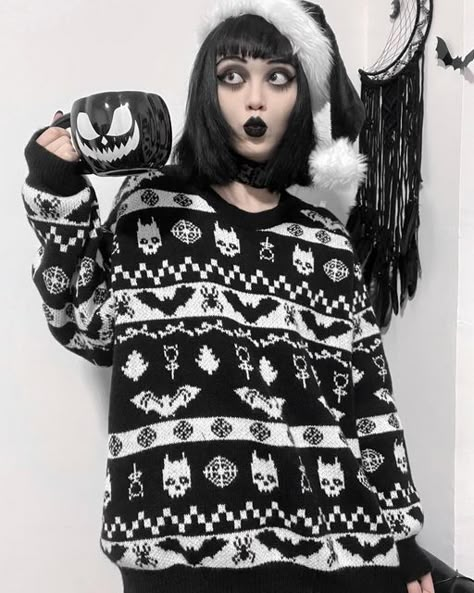 Mochi_GAO on Instagram: "Christmas！👻" Goth Christmas Outfit, Halloween Collar, Goth Christmas, Gothic Pattern, Girl Punk, Bat Pattern, Dark Christmas, Goth Clothing, Women Sweaters Winter