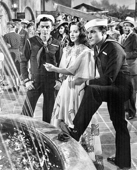 Kathryn Grayson, Movie Musicals, Classic Actors, Navy Uniforms, Anchors Aweigh, An Old Soul, Gene Kelly, Old Hollywood Stars, Fred Astaire