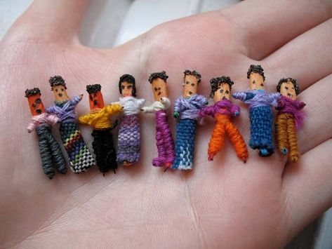 Guatemalan Worry Dolls Lesson and Art Project Guatemalan Worry Dolls, Beads Curtain, First Sewing Projects, Indian Dolls, Worry Dolls, Art Therapy Activities, American Doll, Diy Doll, Doll Pattern