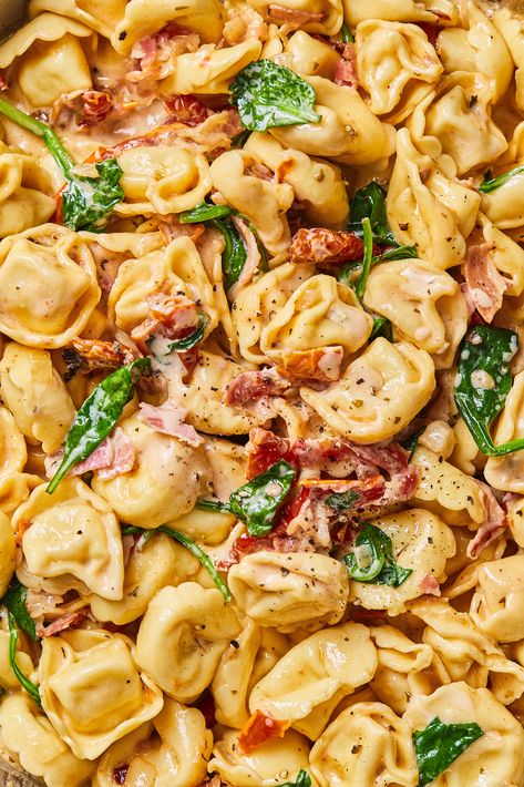 Tuscan Tortellini Pasta Soup, Bertolli Tortellini Recipes, Creamy Tuscan Tortellini Pasta, Tuscan Tortellini Skillet, Tortellini With Prosciutto, Tuscan Tortellini Skillet Bake, Tortellini With Bacon, Creamy Baked Tortellini, Chicken Tortellini Dinner Recipes