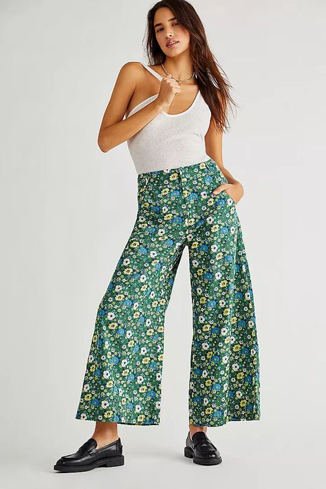 Pants for Women | Trendy & Casual | Free People Printed Cropped Pants, Flattering Pants, Trendy Pants, Thermal Leggings, Printed Trousers, Fashion 101, Cropped Trousers, Wide Legs, Printed Pants