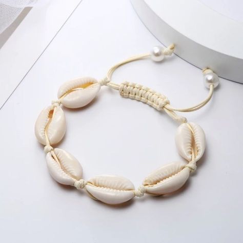 Bohemian Cowrie Puka Shell Bracelet Adjustable Natural & Natural Hand Knit Rope Natural Color Strand Bracelet 6 Puka Shells 2 Faux Pearl Accents Bohemian Natural Sea Shell Bracelets Anklet Hand Knit Rope Elastic Beaded Pulsera Diy Beach Jewelry Accessories Summer Women Miami Beach Trends Trendy Gift Bff Small Bundle And Save Crystal Jewelry Ideas, Puka Shell Bracelet, Summer Accessories Beach, Anklets Diy, Beach Trends, Diy Beach, Puka Shell Necklace, Preppy Jewelry, Trending Bracelets