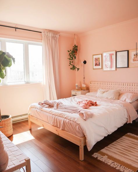 Peach Bedroom, Coral Room, Coral Bedroom, Monochrome Bedroom, Living Room Wall Color, Room Wall Colors, Simple Bedroom Design, Feminine Bedroom, Pink Paradise