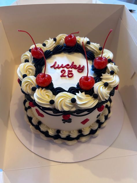 Twent five, 25 birthday, Twenty Five Birthday Ideas, Aesthetic 25th Birthday Cake, 25 Heart Cake, 25 Cake Ideas, Cute 25th Birthday Cakes, 25th Birthday Astethic, 25 Birthday Theme Party Ideas, Twenty Five Birthday Cake, 25th Birthday Ideas Winter