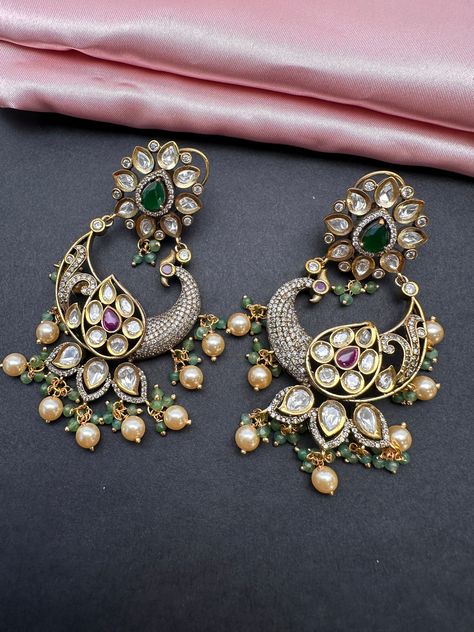 Kundan Chandbali, Peacock Earrings, Chandbali Earrings, Earrings Indian, Traditional Earrings, Pakistani Jewelry, Kundan Earrings, Color Beads, Indian Earrings