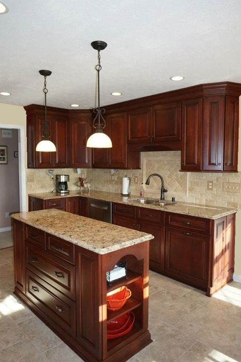 Hiasan Dalaman Dapur, Dapur Moden, Replacing Kitchen Countertops, Kitchen Layouts, Refacing Kitchen Cabinets, Kabinet Dapur, New Kitchen Cabinets, Custom Kitchen Cabinets, Dark Kitchen Cabinets