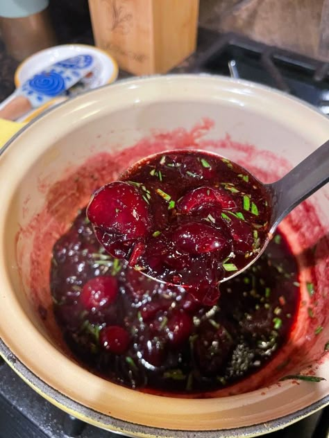 Savory Cherry Sauce - Cherry Glaze Recipe, Leftover Recipes Ideas, Mother Sauce, Cherry Sauce Recipe, Duck Dinner, Fresh Cherry Recipes, Ham Sauce, Chicken Breast Recipes Dinners, Paleo Diet For Beginners