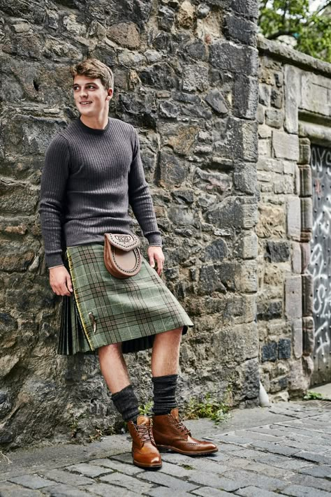 Mens Kilts Outfit, Men’s Kilt Outfit, Mens Kilt Fashion, Formal Kilt Outfit Men, Scottish Mens Fashion, Casual Kilt Outfit Men, Kilt Casual, Scottish Kilts Men, Kilt Outfit Men