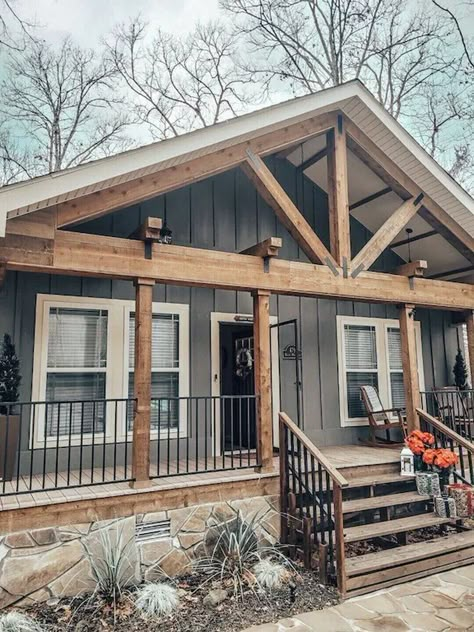 6. Robin’s Nest Cabin (Hot Springs) Double Wide Front Porch Ideas, Porch Addition, Mobile Home Porch, Exterior Makeover, House With Porch, Up House, Home Porch, Porch Design, Front Porch Ideas