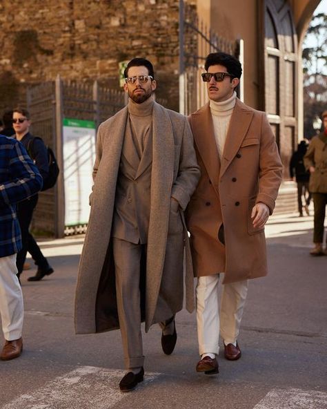 MOIRA CREATIONS on Instagram: "Style and loafers around Florence 🇮🇹  #suit #ootd #streetstyle #mensfashion #classy #outfit #classicmenswear #menstyle #menwithclass #loafers #pittiuomo105 #pittiuomo #overcoat" Monochromatic Suits For Men, Cute Winter Outfits Men, Mens Holiday Fashion, Brown Loafers Men Outfit Formal, Old Money Loafers Outfit Men, Men Overcoat, Men Tie, Work Suits Men, Mafia Style Men