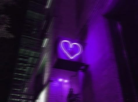 Purple aesthetic heart neon sign late night city vibe blurred Late Night City, Heart Neon Sign, Heart Neon, Purple Aesthetic Background, Playlist Covers Photos, Aesthetic Heart, Dark Purple Wallpaper, Violet Aesthetic, Purple Neon