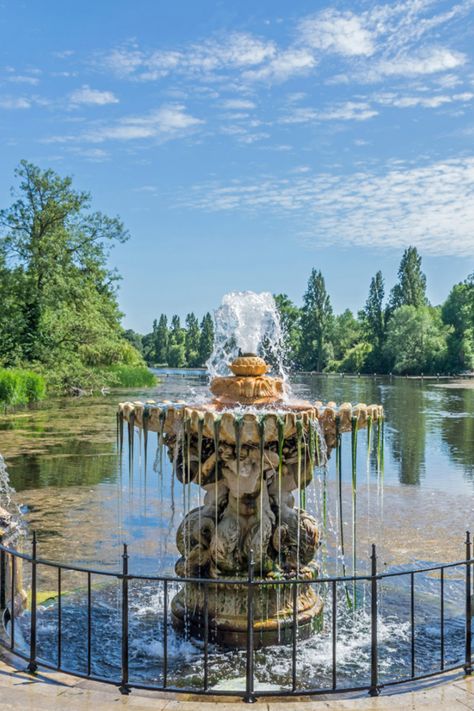 Pre Wedding Shoot Poses, Kensington Gardens London, Kensington Palace Gardens, London Parks, English Houses, The Royal Albert Hall, Kensington Gardens, Royal Park, Kensington London