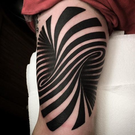 Tattoo optical illusion looks like a huge hole in someone's arm Tato 3d, Illusion Tattoo, Best 3d Tattoos, Pita Merah, Amazing 3d Tattoos, Tattoo Symbolism, Optical Illusion Tattoos, Illusion Tattoos, Drawing Arms