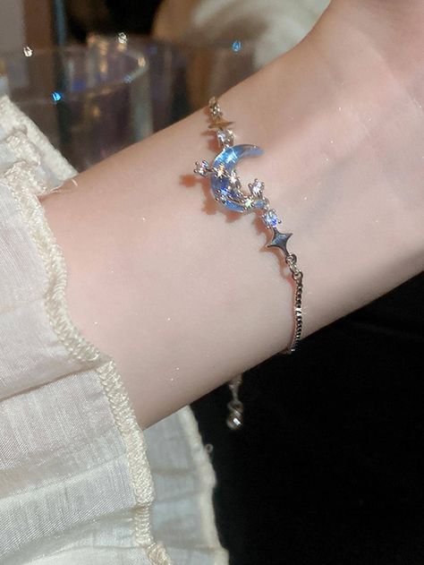 Rhinestone Moon & Star Decor Bracelet | SHEIN Dragon Goddess, Korean Bracelet, Ethereal Jewelry, Star Decor, Goddess Jewelry, Trending Bracelets, Moon Bracelet, Bridesmaid Gifts Jewelry, Star Decorations