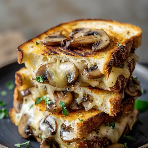 Grilled Brie Sandwich, Brie Grilled Cheese Sandwich, Mushroom Grilled Cheese, Mushroom Brie, Mushroom Grilled, Brie Grilled Cheese, Gourmet Grilled Cheese Sandwich, Brie Sandwich, Cheesy Sandwich